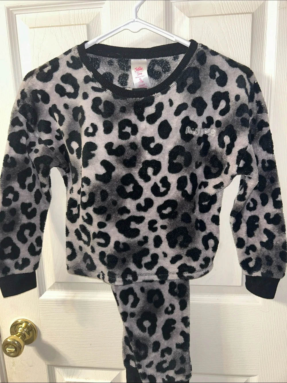 Justice Girls Gray and Black Leopard Print Fleece Pajama Set